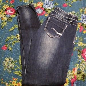 Almost Famous Destructed Skinnys